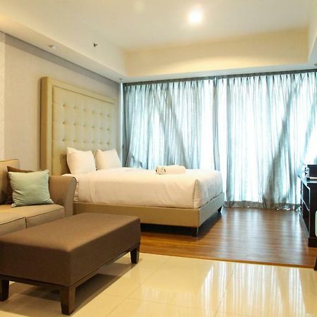 Elegant 1Br Kemang Village Apartment By Travelio Yakarta Exterior foto